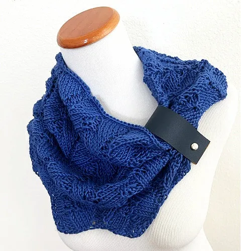 Grotto cowl, knit kit